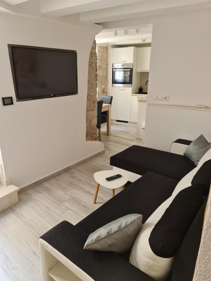 Apartments Rose1 茨雷斯 外观 照片